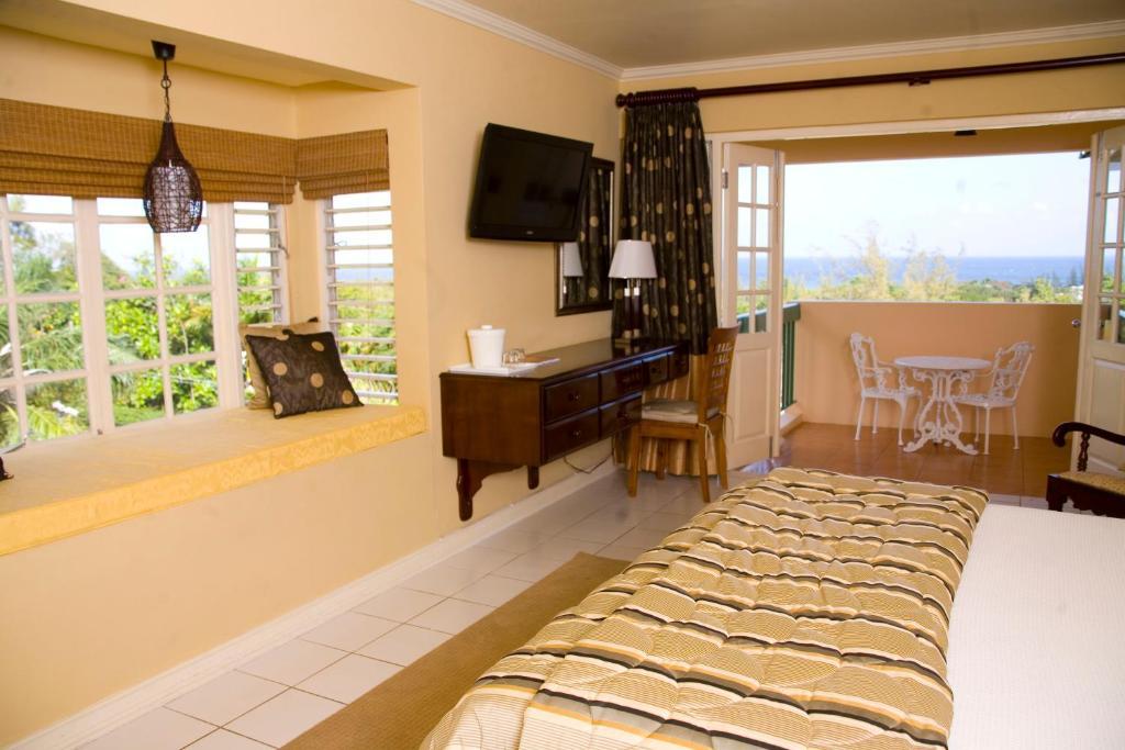 Cardiff Hotel And Spa Runaway Bay Kültér fotó
