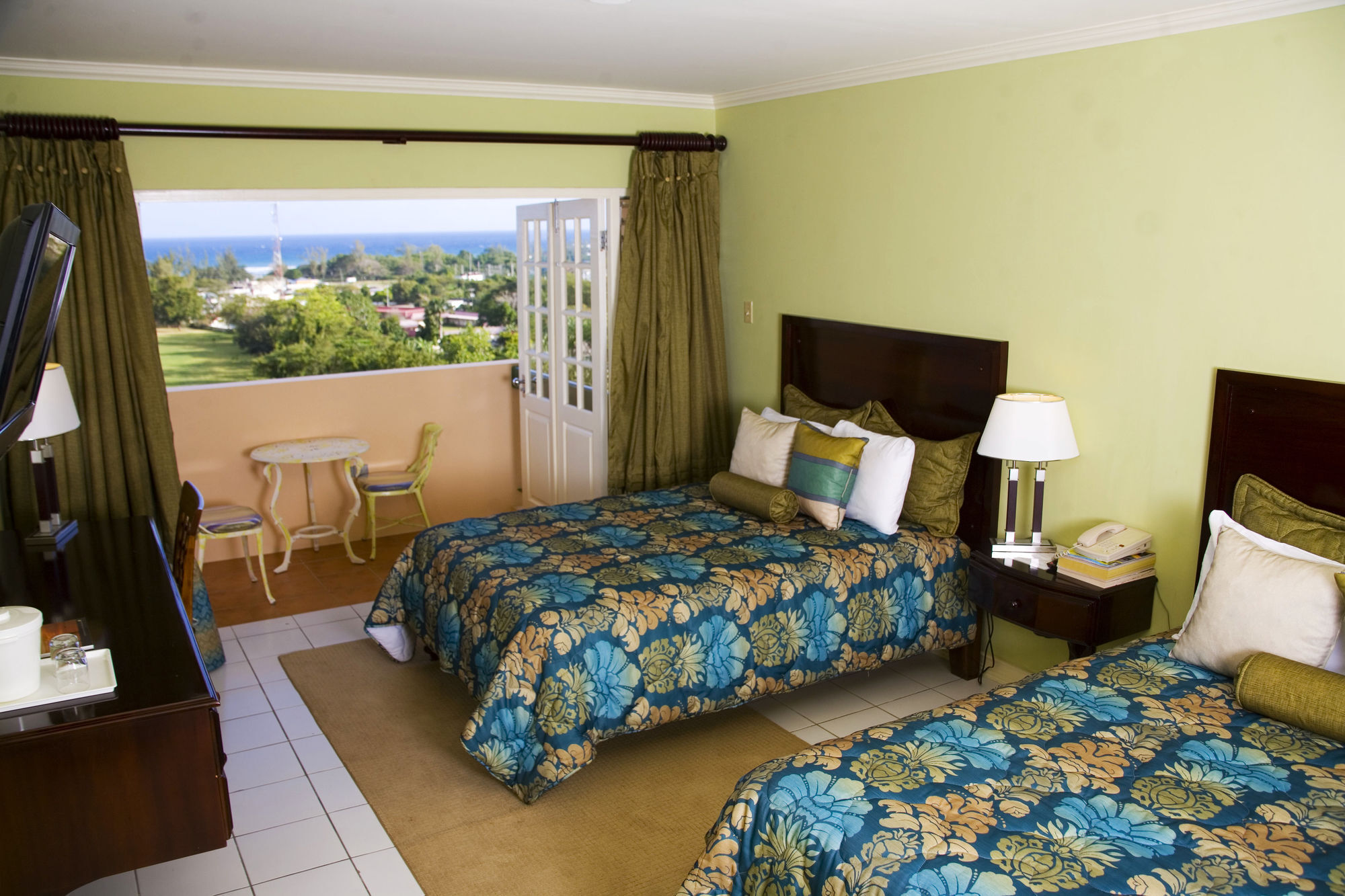 Cardiff Hotel And Spa Runaway Bay Kültér fotó